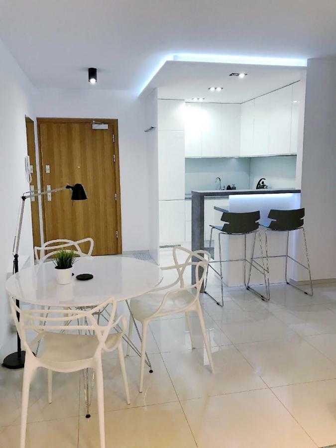 Icon Apartments Centrum 68 فروتسواف المظهر الخارجي الصورة
