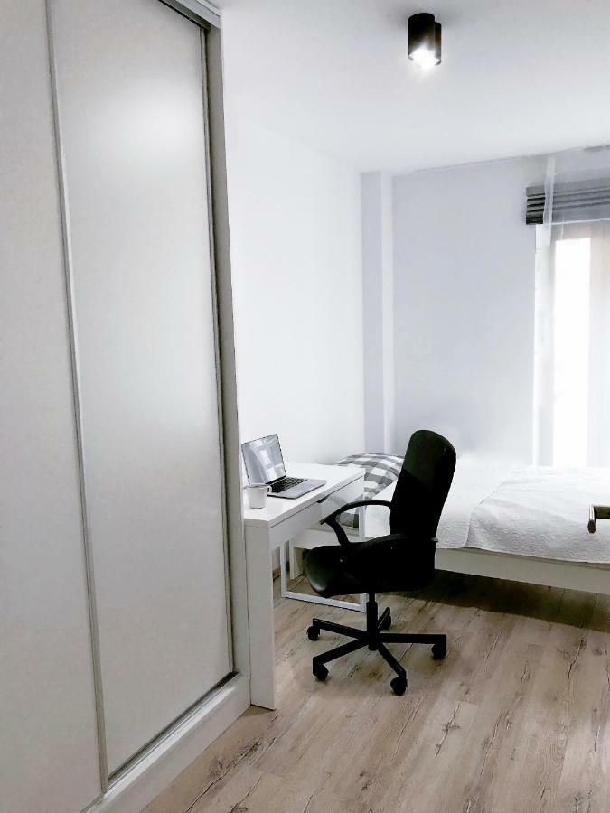 Icon Apartments Centrum 68 فروتسواف المظهر الخارجي الصورة
